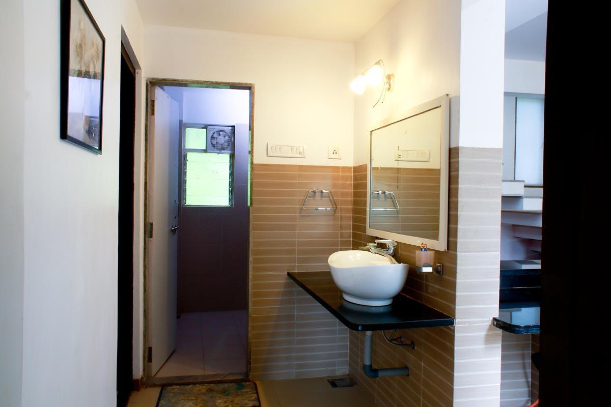 Cherilyn Monta Resort - Ratnagiri Vatul Exterior foto