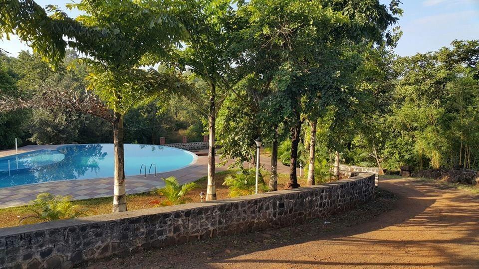 Cherilyn Monta Resort - Ratnagiri Vatul Exterior foto